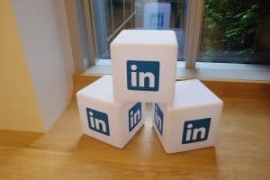 Complete Guide to LinkedIn Ad Campaign